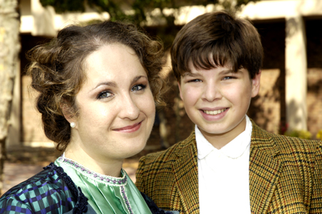 Elizabeth Rzasa as Anna and Zachary Levine as Louis.